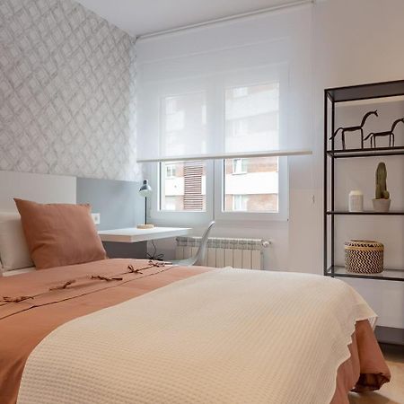 Room4You By Asturias Holidays اوفيدو المظهر الخارجي الصورة