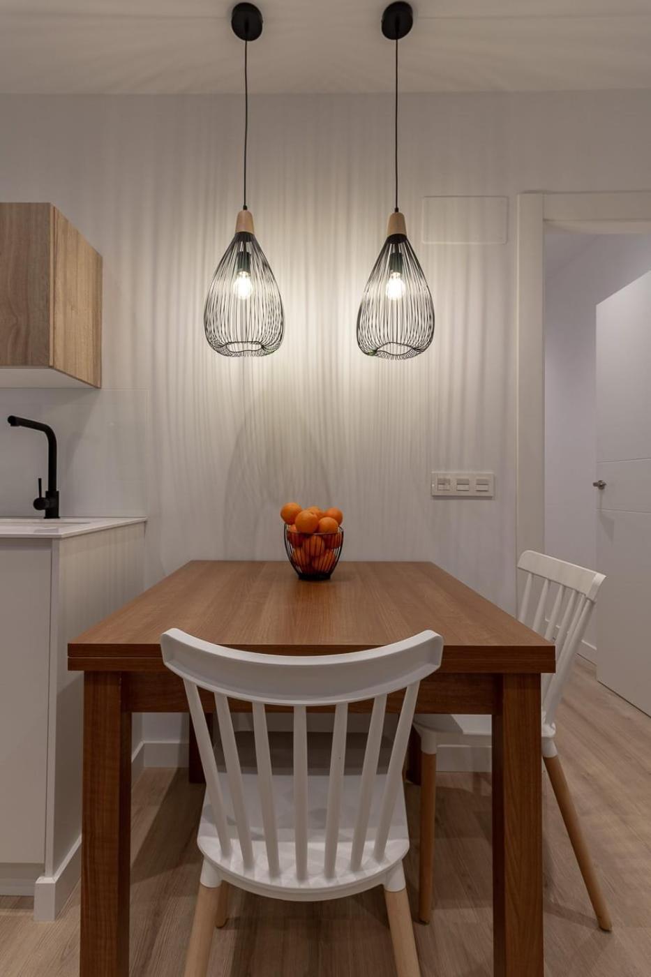 Room4You By Asturias Holidays اوفيدو المظهر الخارجي الصورة